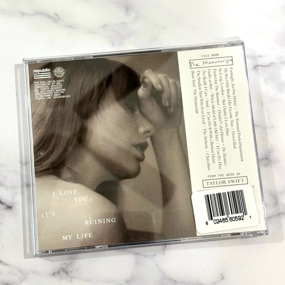 SIGNED TTPD CD Taylor Swift Tortured Poets Department - Picture 4 of 5